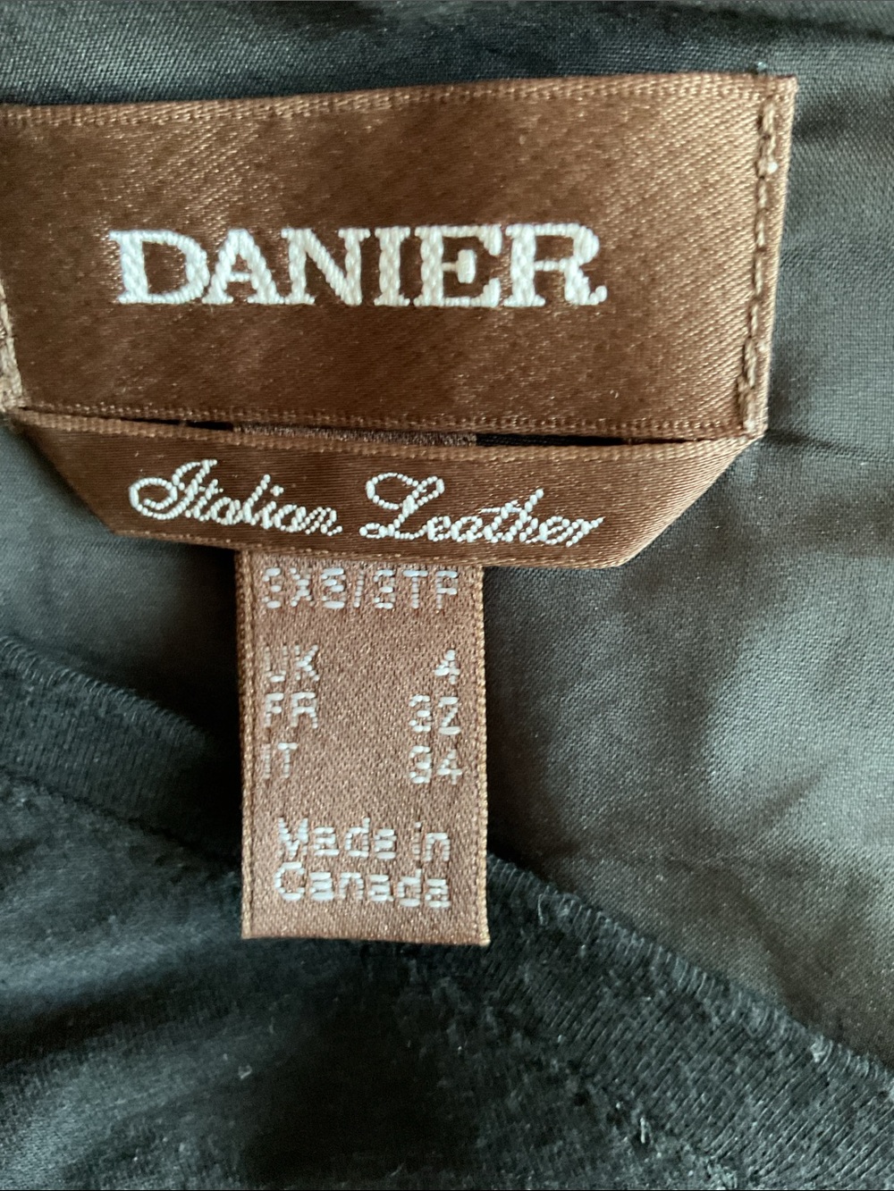Danier Black Italian Leather-Trim Top - Picture 5 of 8